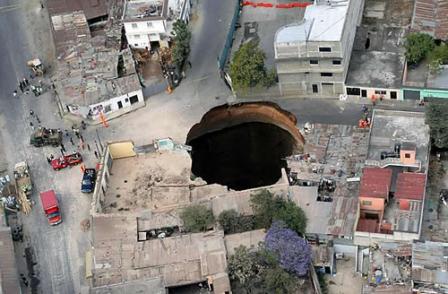 giant sink hole guatemala