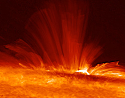 Spacequakes 1 solar flare large